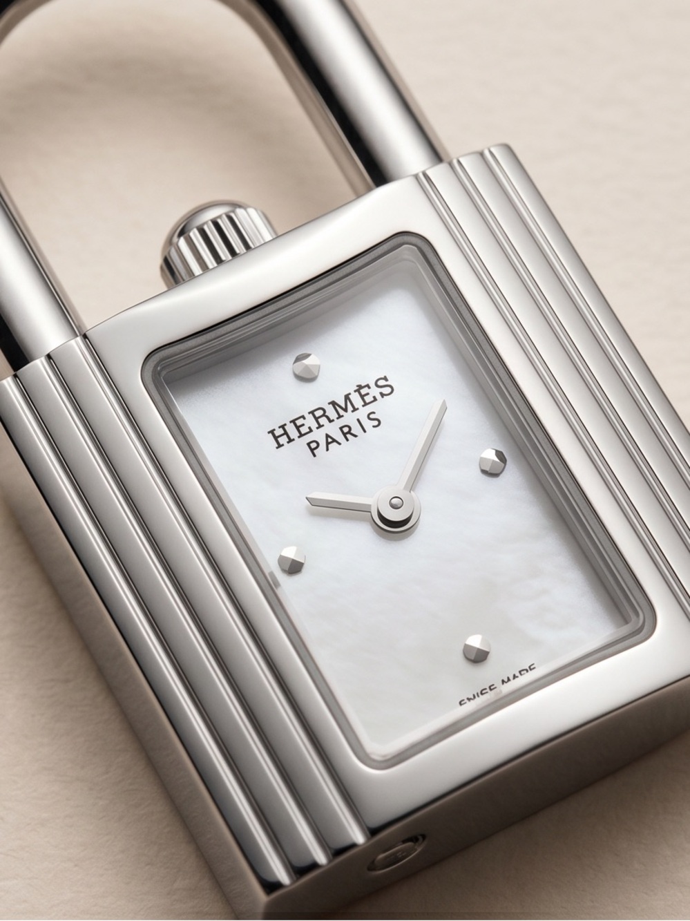Authentic Hermes Kelly watch Mini - Picture 7 of 8